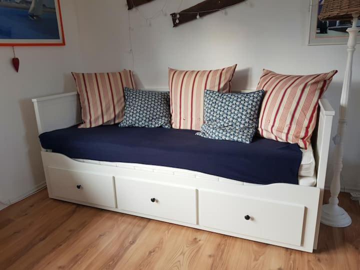 Apartment Ferienwohnung Karlsruhe *